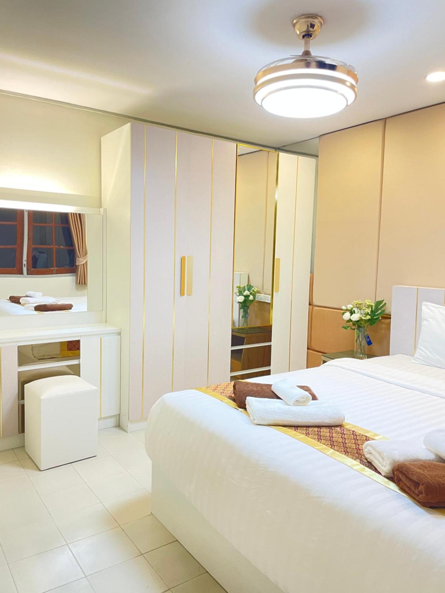 Pattaya Pool Villa39A 300 Mater To Beach Gate Exit Ngoại thất bức ảnh